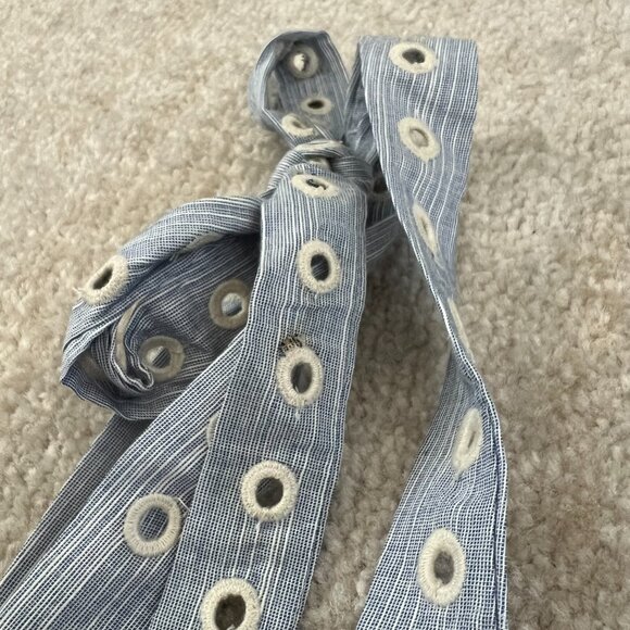 Francesca’s Mi Ami Blue White Eyelet Embroidered Mini Dress S With Bow Tie Strap - Picture 11 of 14